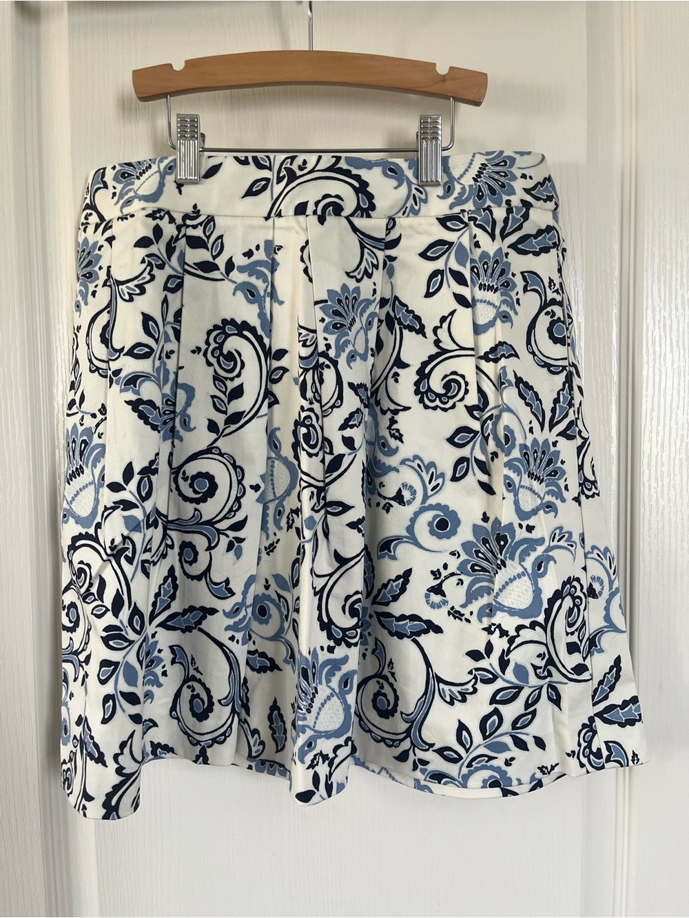 Loft Blue Paisley Pleated Skirt